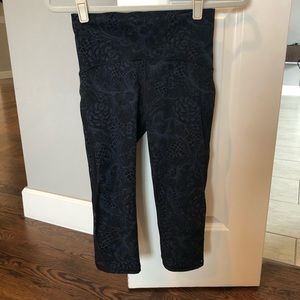 Lululemon 6 high waist crop running/yoga pants